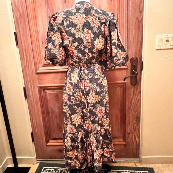 NWT MINK PINK FLORAL WRAP AROUND DRESS PUFF SLEEVE - Picture 7 of 16